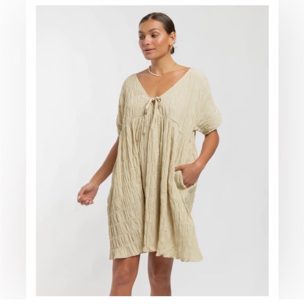 The Lullaby Club Capri Dress